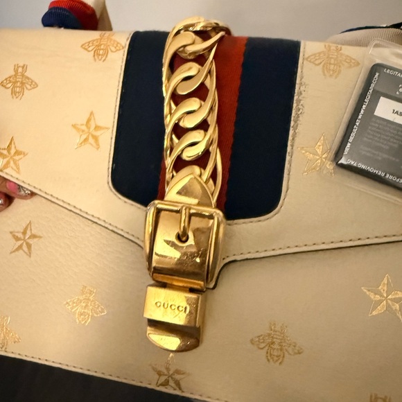 Gucci Cream Shoulder Bag with Gold and Multicolor Strap - Picture 8 of 10